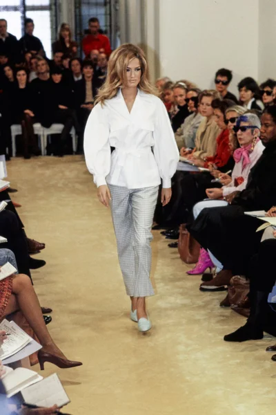 Look 14